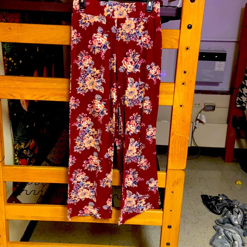 womens red floral pajama pants size L